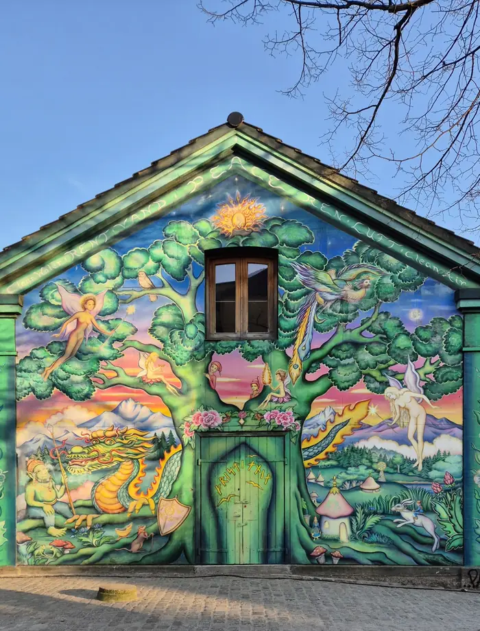 Colourful murals and houses in Freetown Christiania